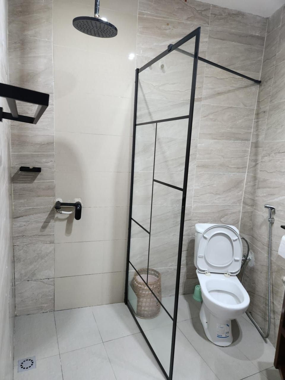 Home City Suite 2G Apartment in Douala