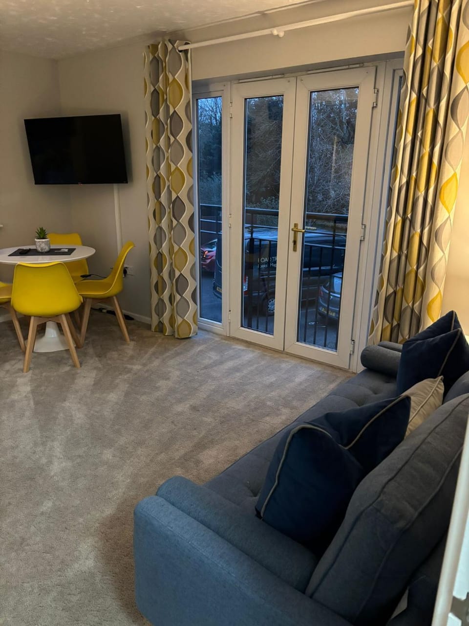 2 Bedroom Apartment Apartment in Coventry