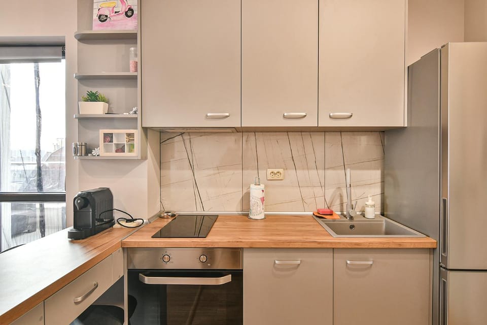 Coffee/tea facilities, Kitchen or kitchenette, pet friendly, stove