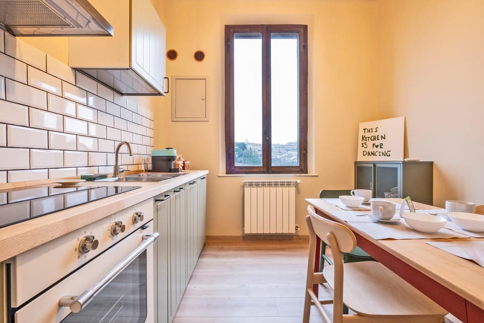 Kitchen or kitchenette, Dining area, dishwasher, minibar, pet friendly, stove, toaster