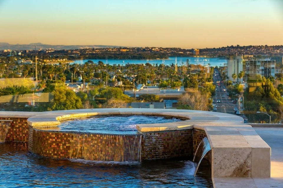 Ocean View Serenity with Theater and Heated Pool House in Pacific Beach