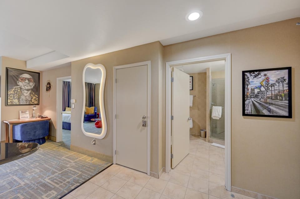 Living room, kitchen