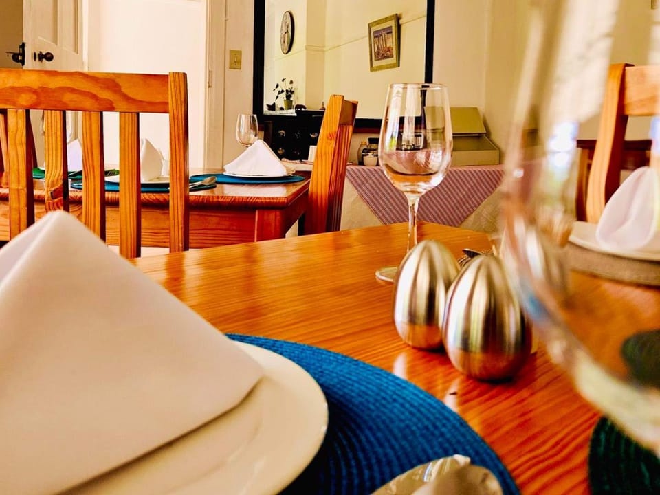 Dining area, Internal: Not applicable to any particular room