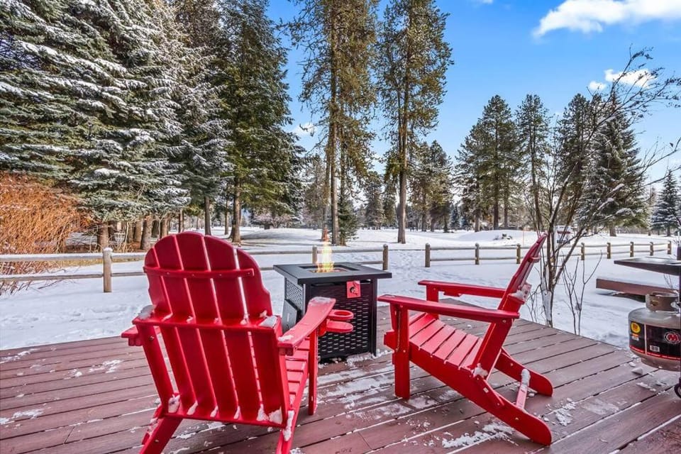 Ponderosa House in McCall