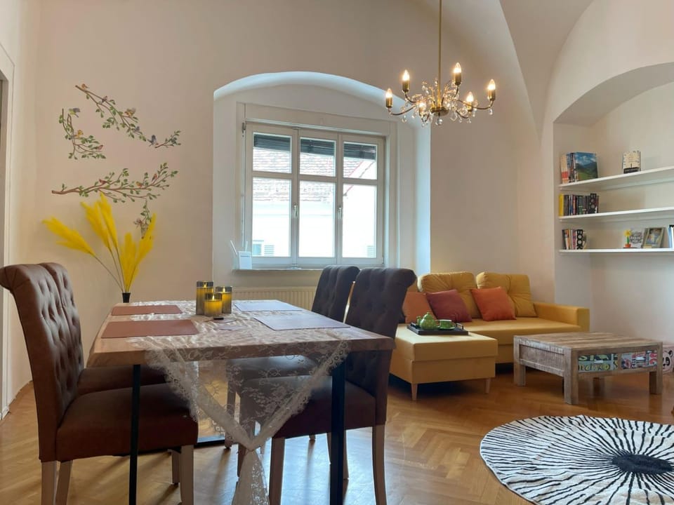Living room, Seating area, Dining area