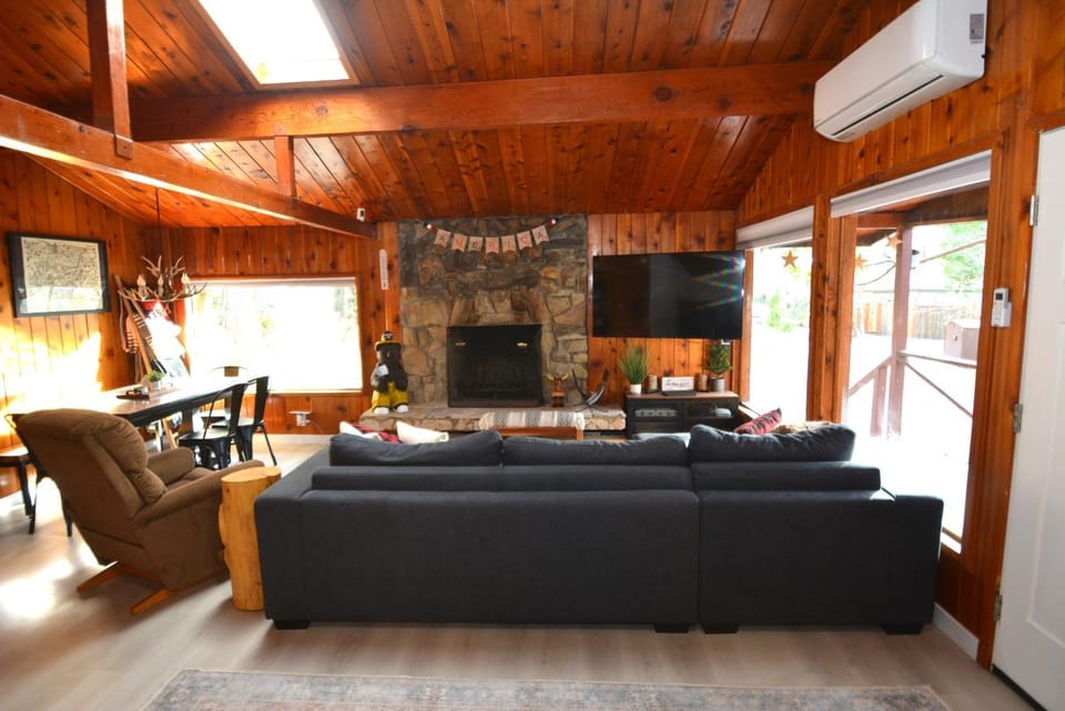 Bear Paw- Lake Area House in Bass Lake