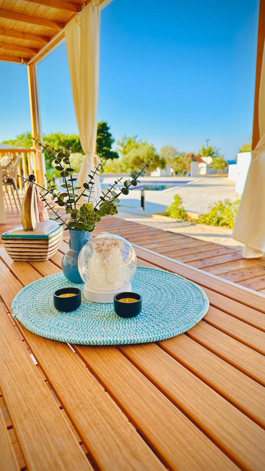 View (from property/room), Balcony/Terrace, Pool view