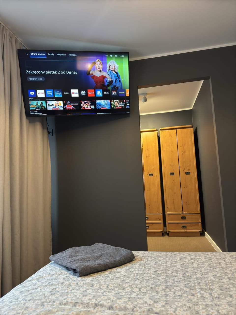 TV and multimedia, Bedroom, wardrobe