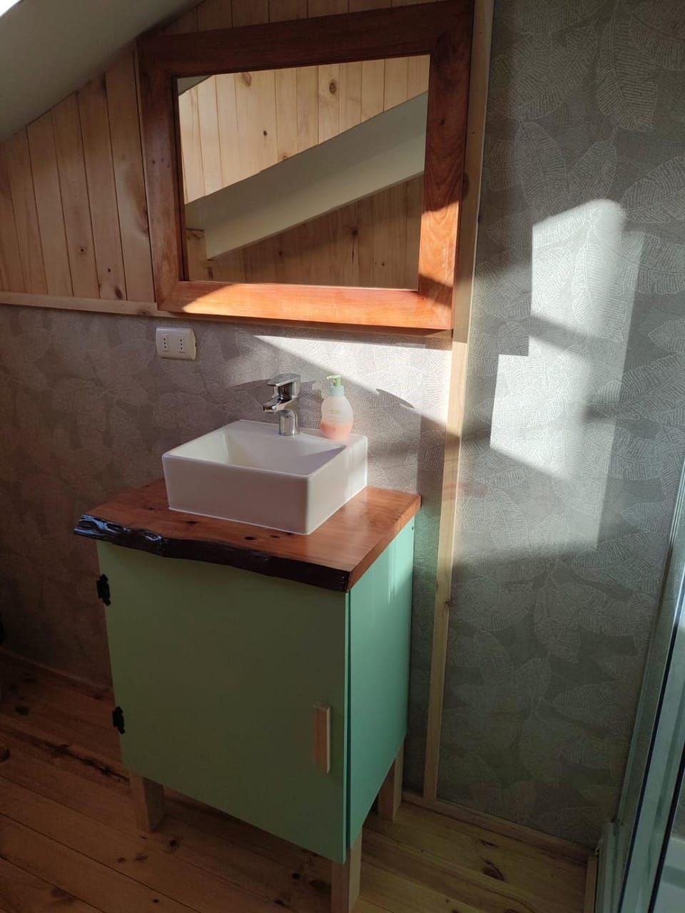 Bathroom, Bathroom