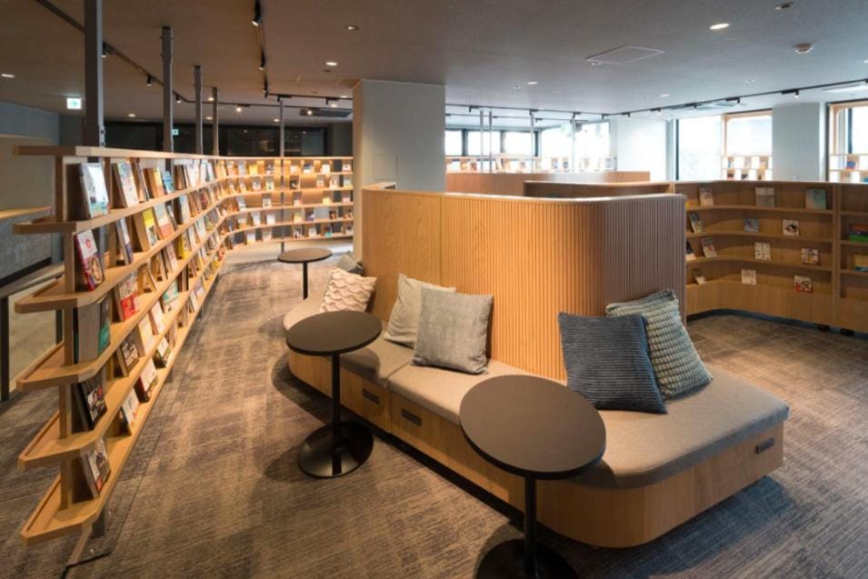 Communal lounge/ TV room, Lobby or reception