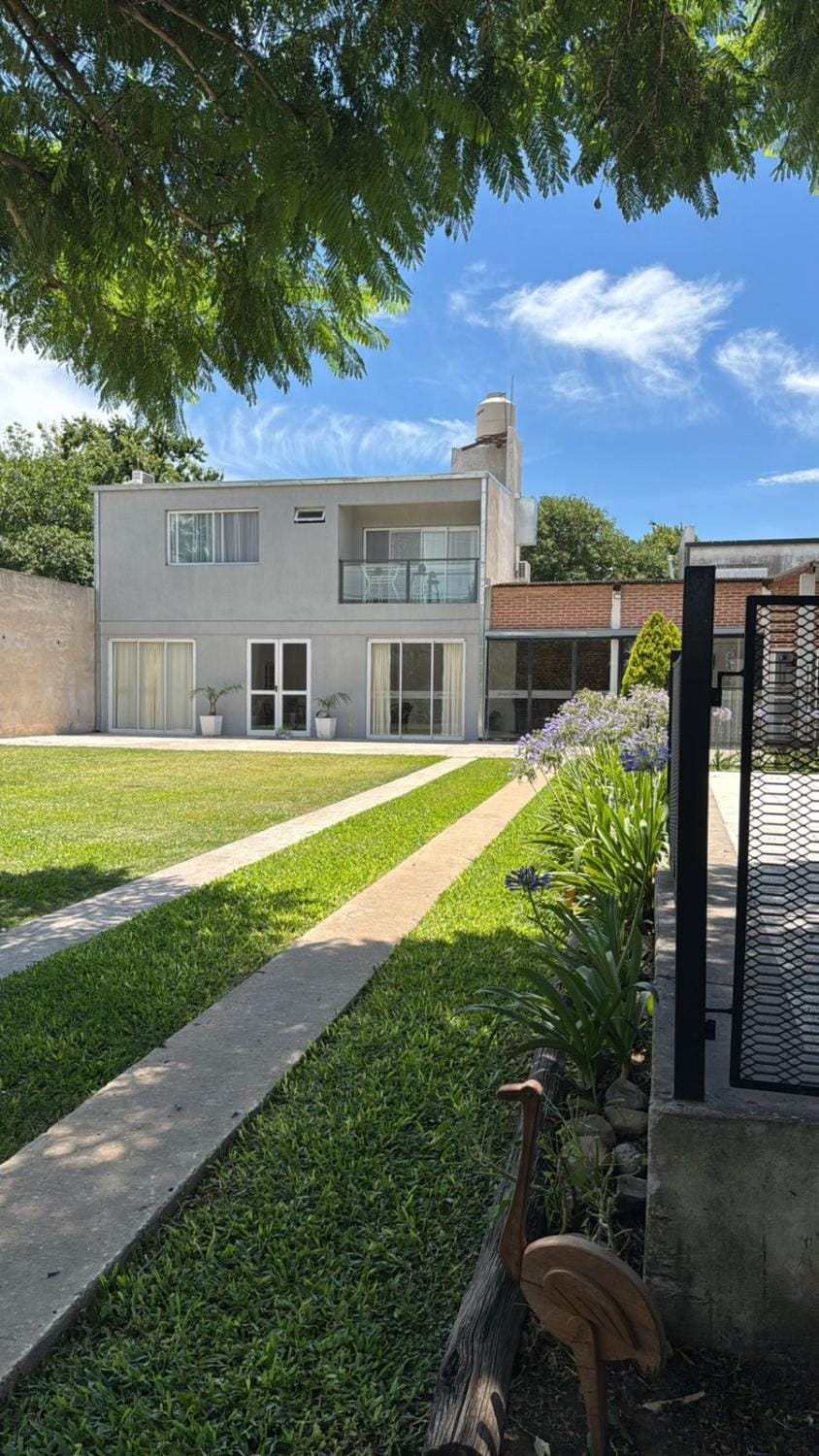 Property building, Day, Garden, Garden view