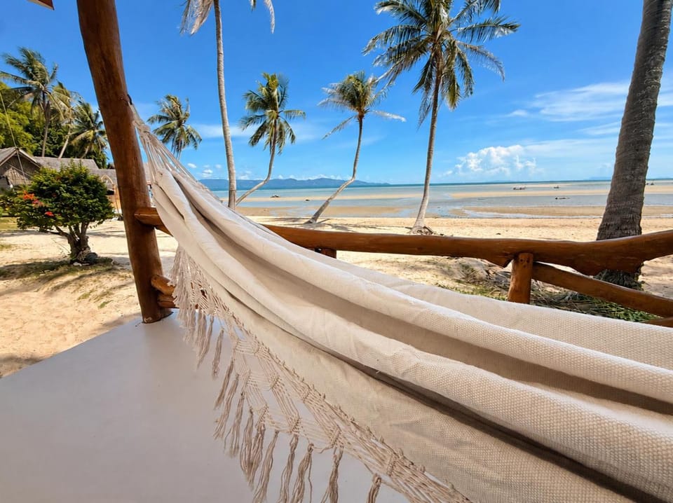 Day, Natural landscape, View (from property/room), Balcony/Terrace, Beach, Sea view