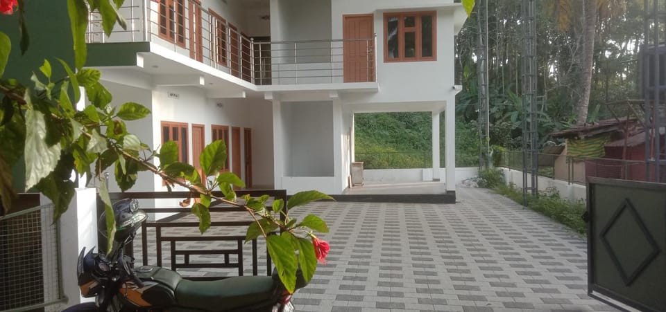 Property building, View (from property/room)