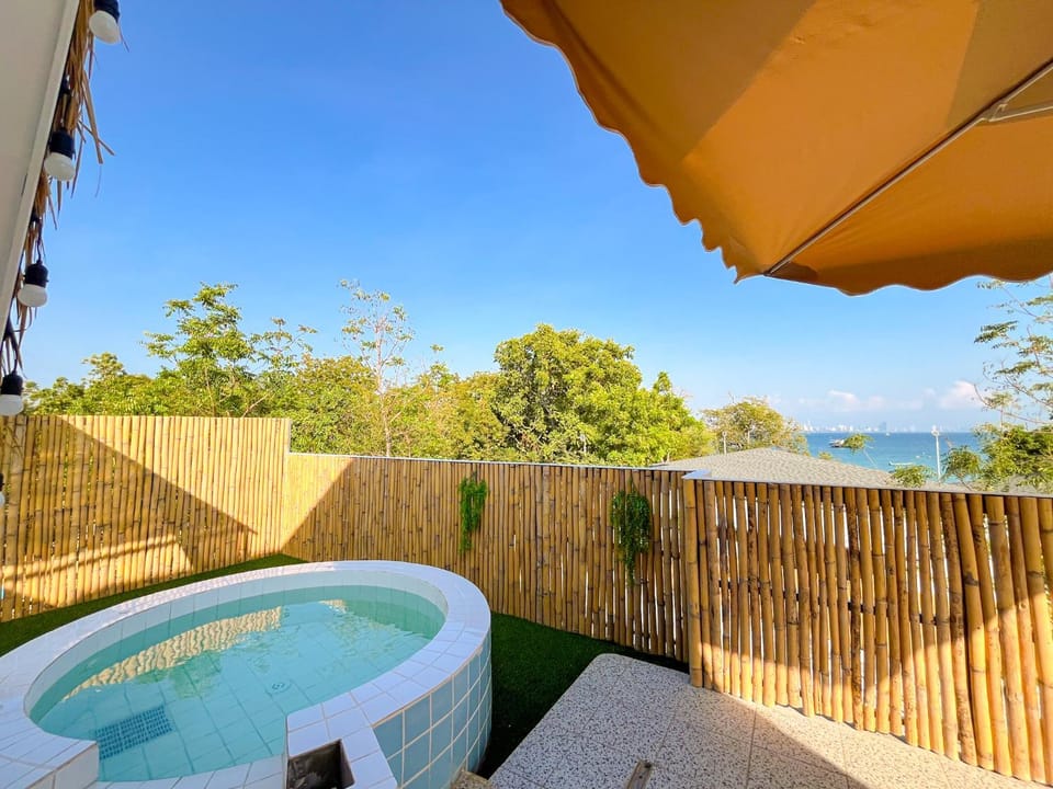 Patio, Natural landscape, View (from property/room), Balcony/Terrace, Balcony/Terrace, Pool view, Sea view, Swimming pool