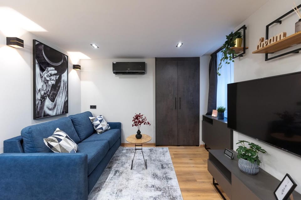 TV and multimedia, Living room