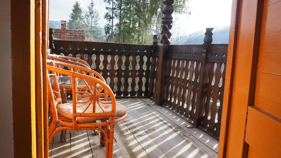 Patio, Spring, Balcony/Terrace