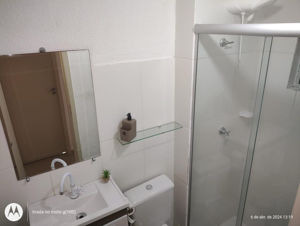Shower, Bathroom, towels