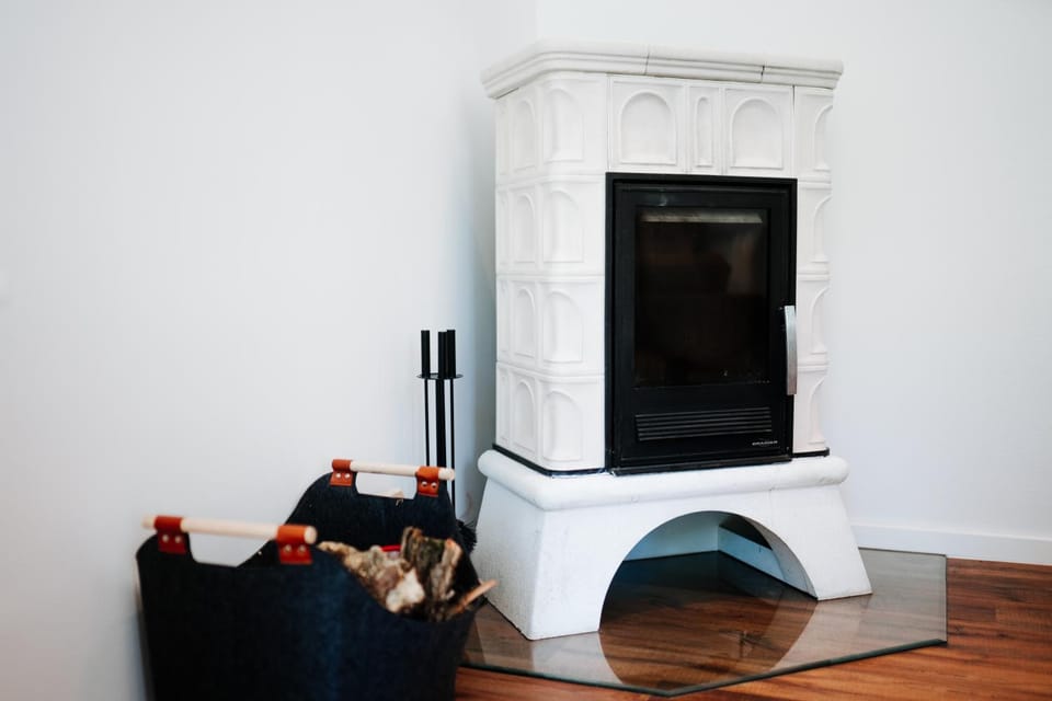 Living room, fireplace