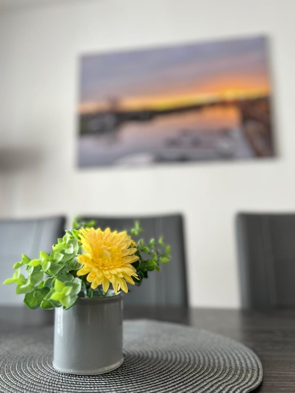 Living room, Decorative detail, Seating area