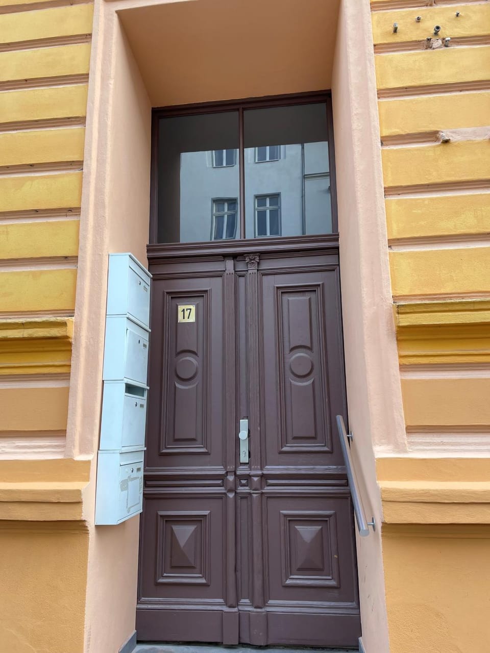 Property building, Facade/entrance
