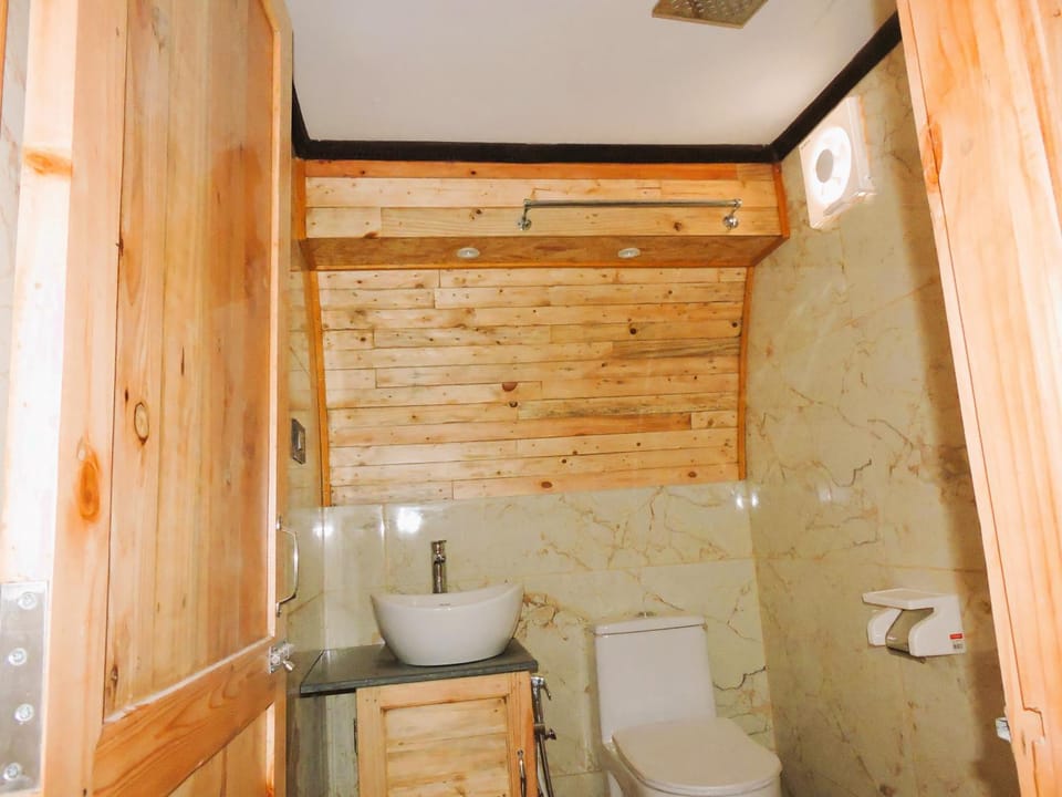 Toilet, Bathroom
