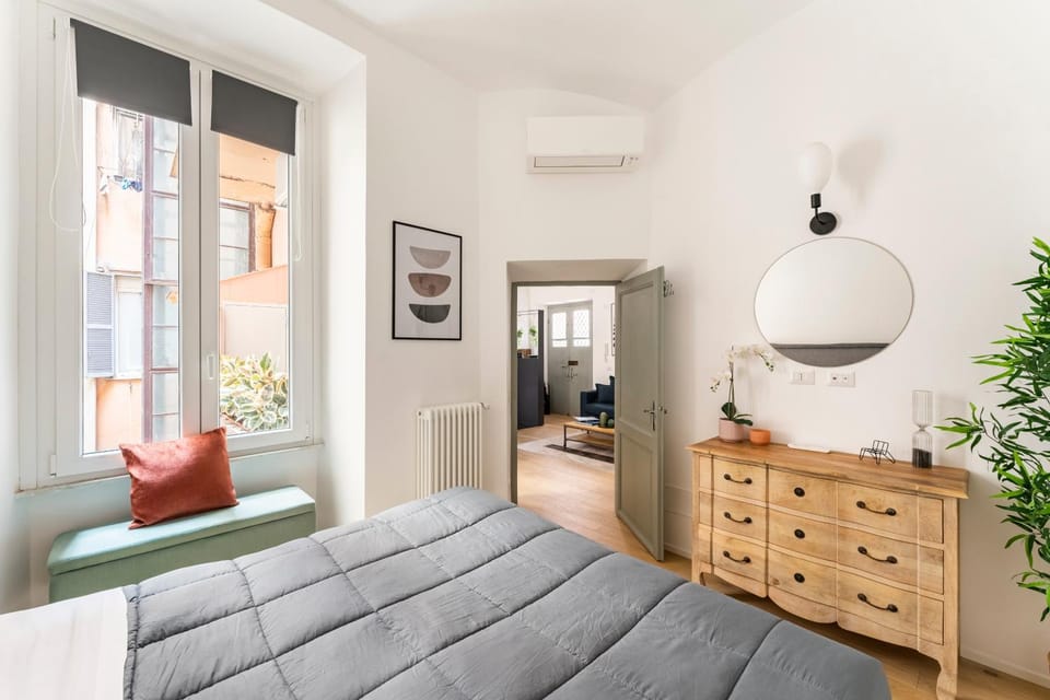 Modern Loft Trastevere Apartment in Rome