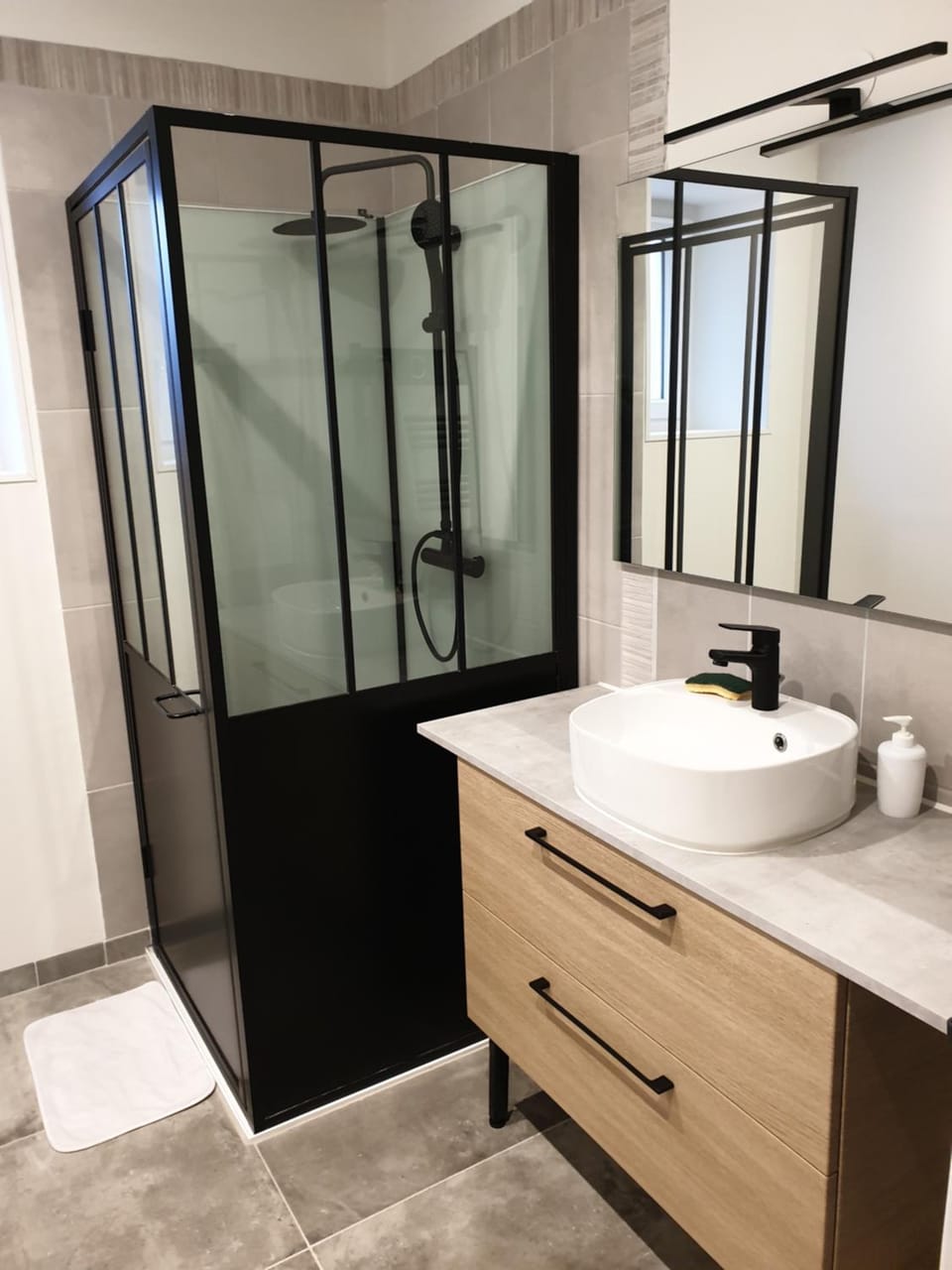Shower, Bathroom