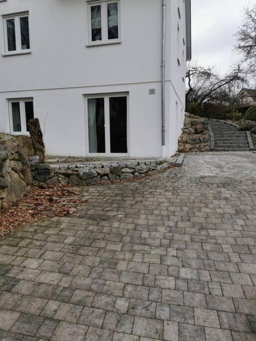 Property building, Facade/entrance