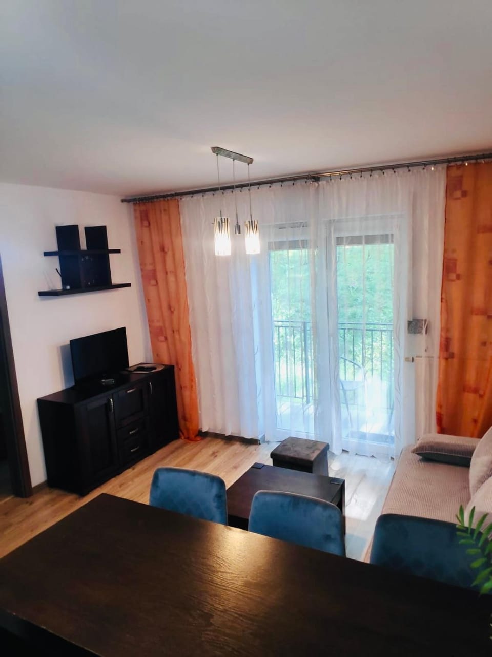 Communal lounge/ TV room