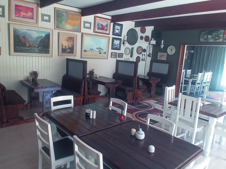 Dining area, Internal: Not applicable to any particular room