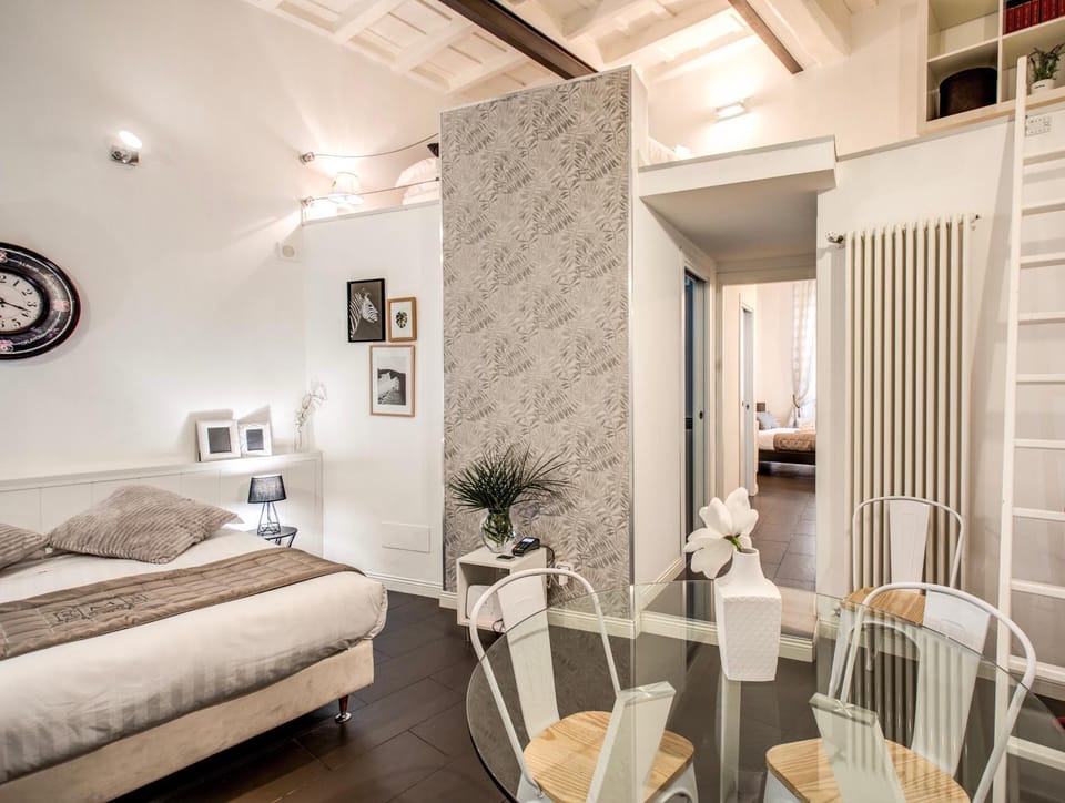 Bed, Living room, Bedroom