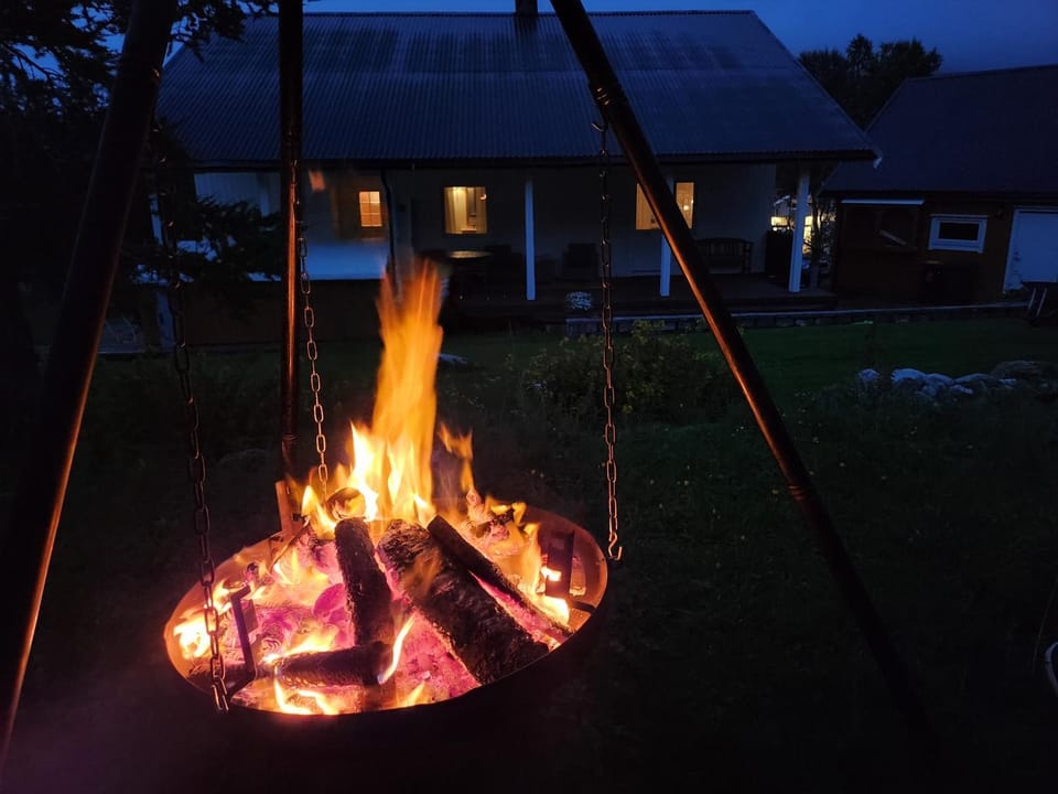 Property building, Night, BBQ facilities