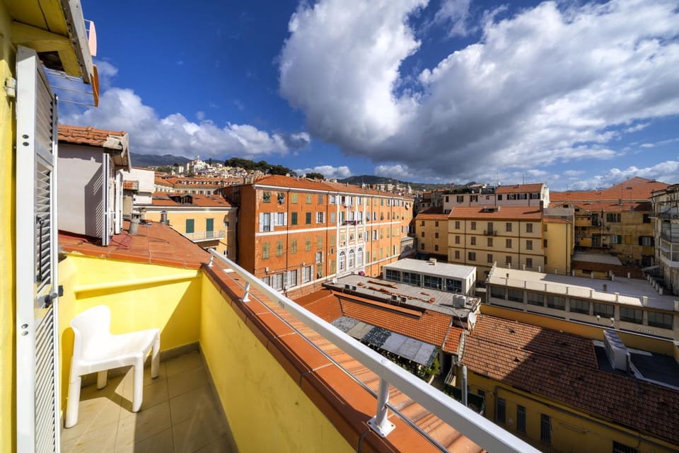 Mansarda Centrale Apartment in Sanremo