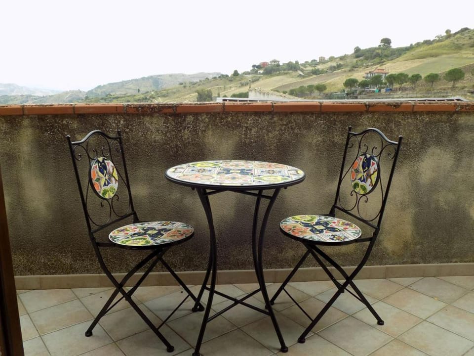 View (from property/room), Balcony/Terrace