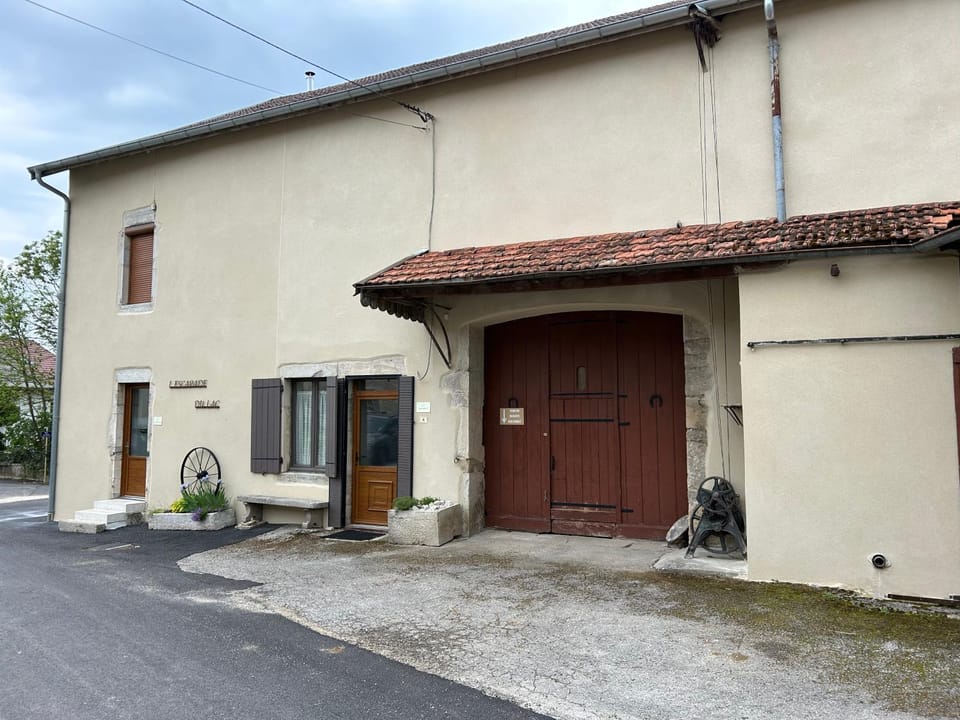 Gite du bourbouillon House in Jura