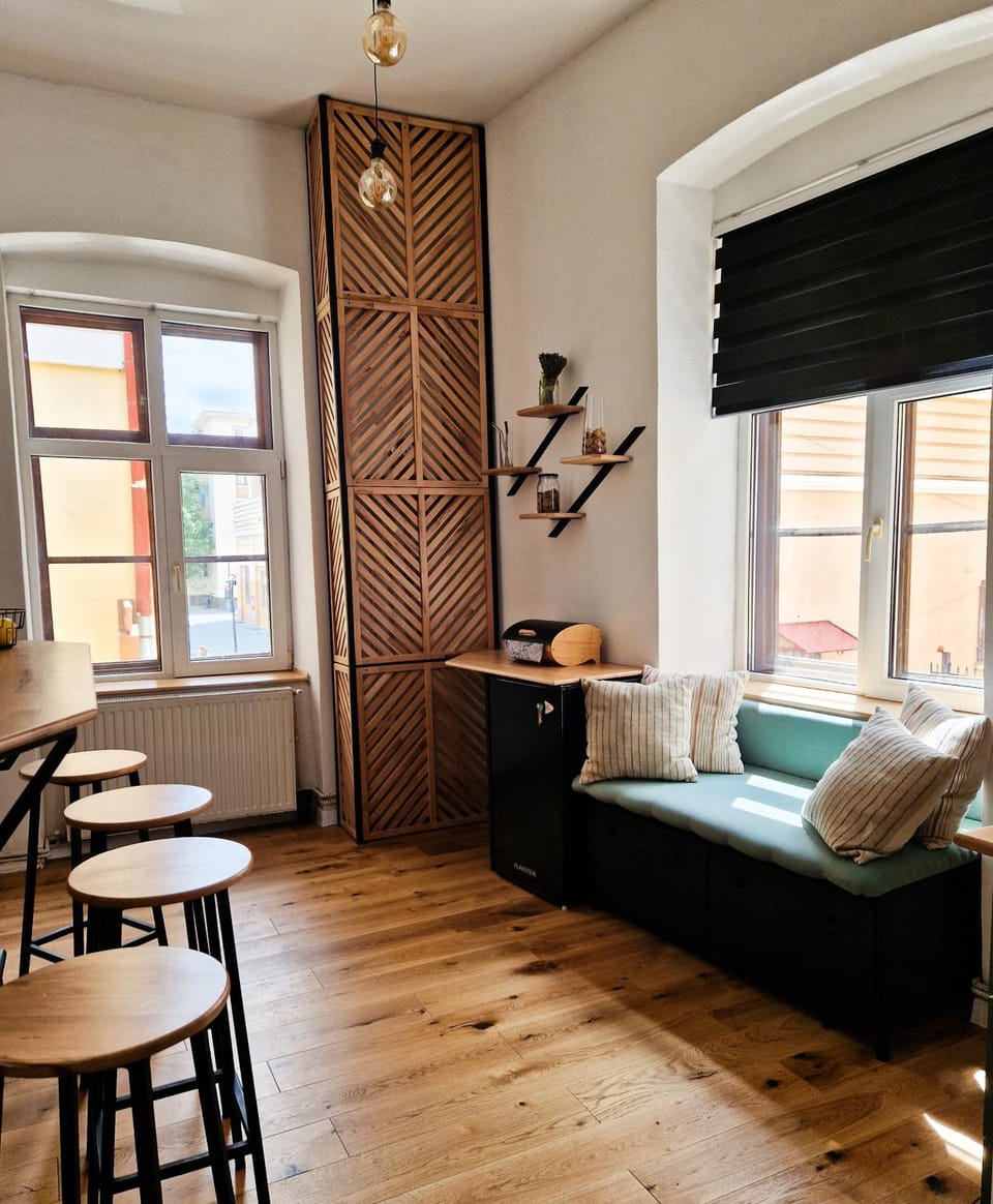 Photo of the whole room, Seating area, Dining area