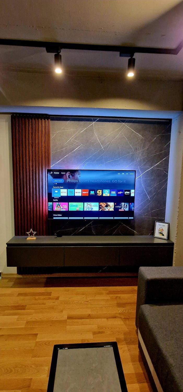 Communal lounge/ TV room, TV and multimedia, Evening entertainment