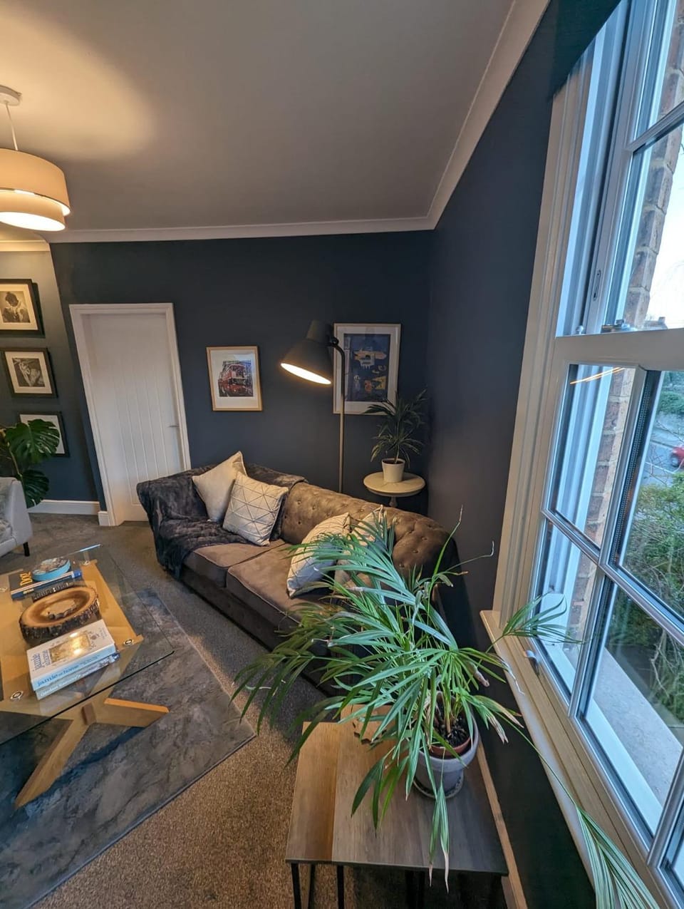 Communal lounge/ TV room