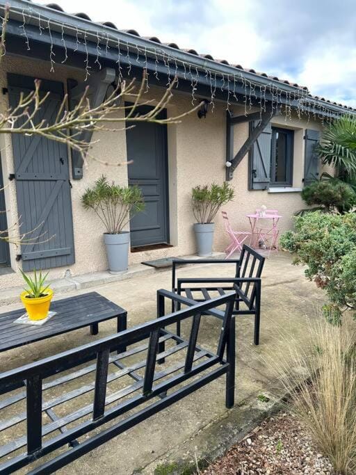 Comme à la maison… Apartment in Auvergne-Rhône-Alpes