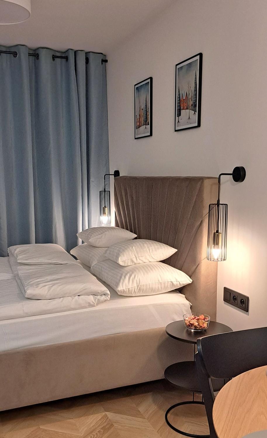 Bed, Bedroom