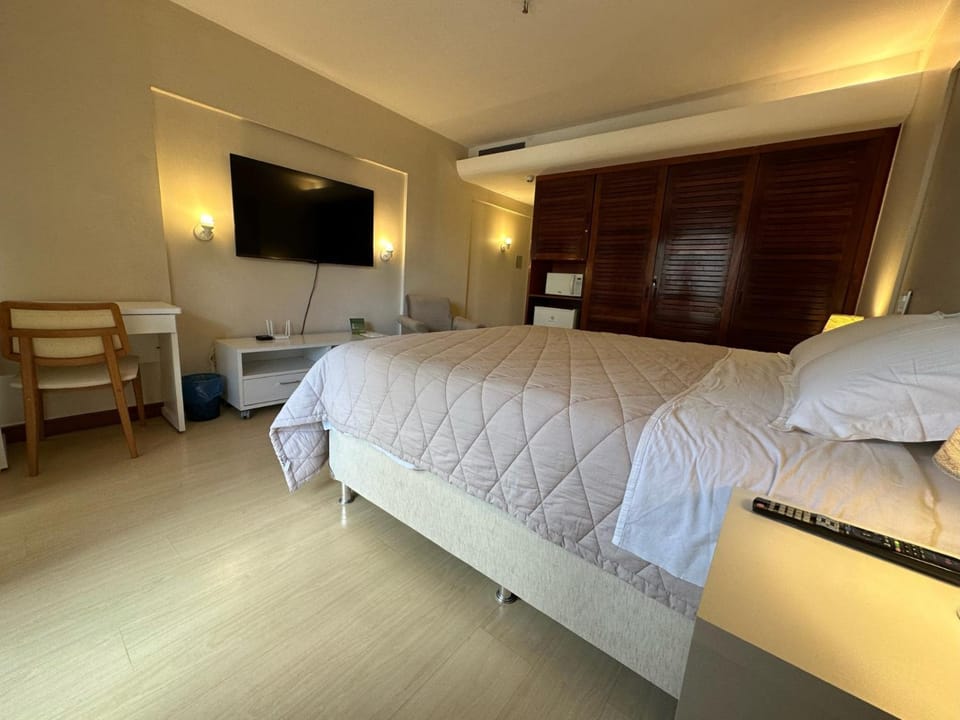 TV and multimedia, Photo of the whole room
