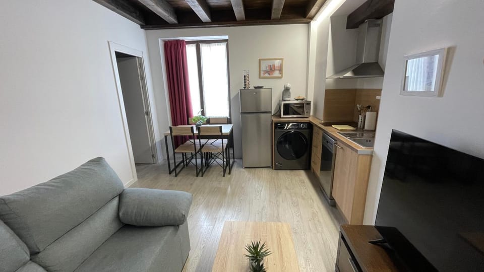 Apartamentos turisticos Ávila Puerta del Puente 1-3 Apartment in Ávila‎
