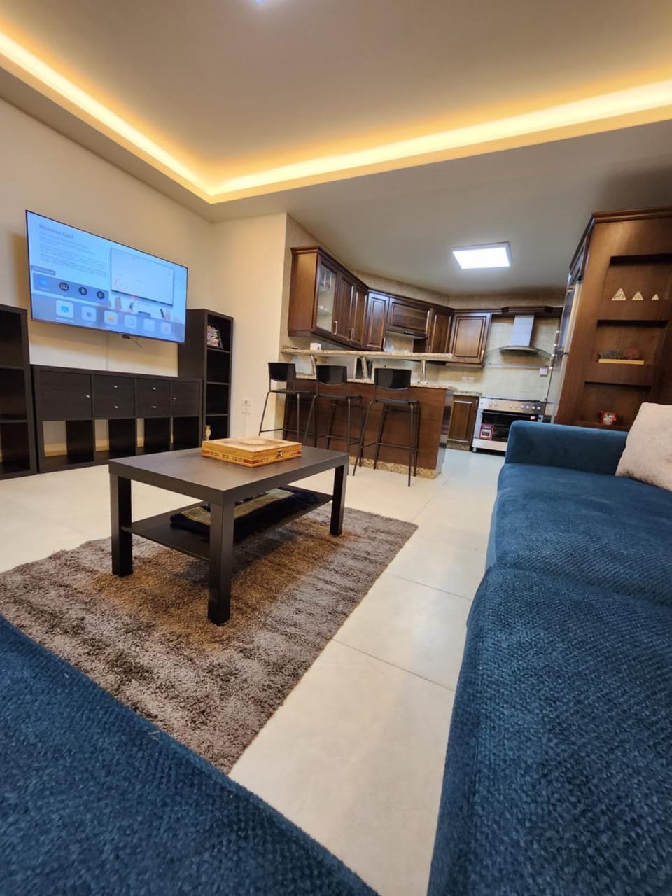 TV and multimedia, Kitchen or kitchenette, Living room
