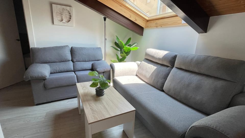 Apartamentos turisticos Ávila Puerta de la Santa 2-1 Apartment in Ávila‎