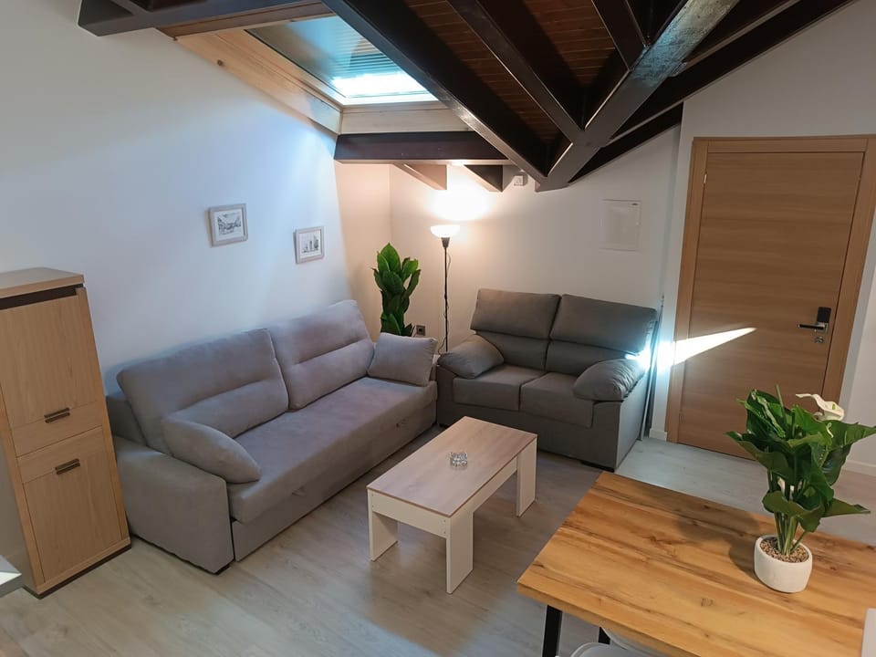 Apartamentos turisticos Ávila Puerta del Rastro 2-2 Apartment in Ávila‎