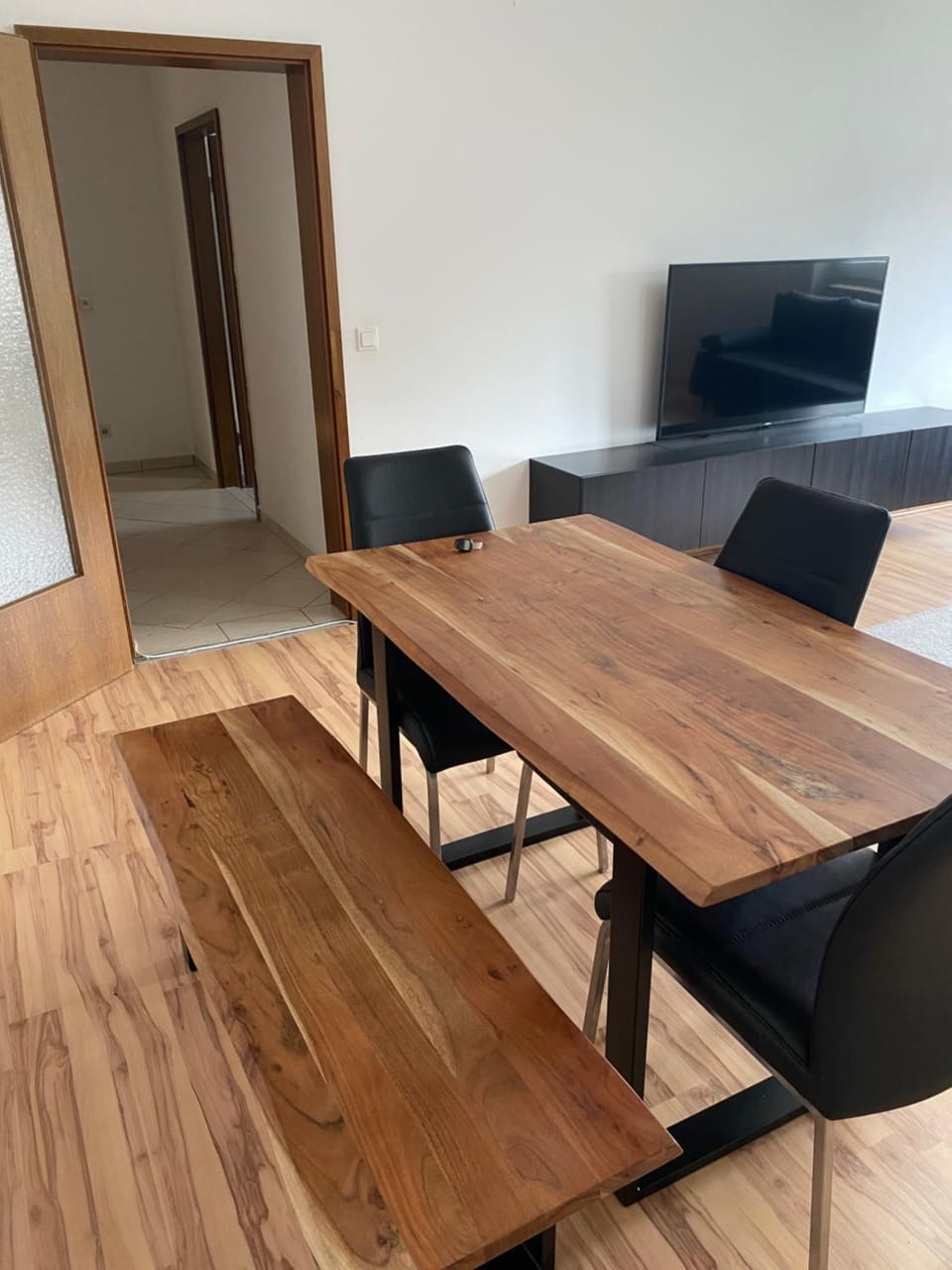 TV and multimedia, Living room, Dining area