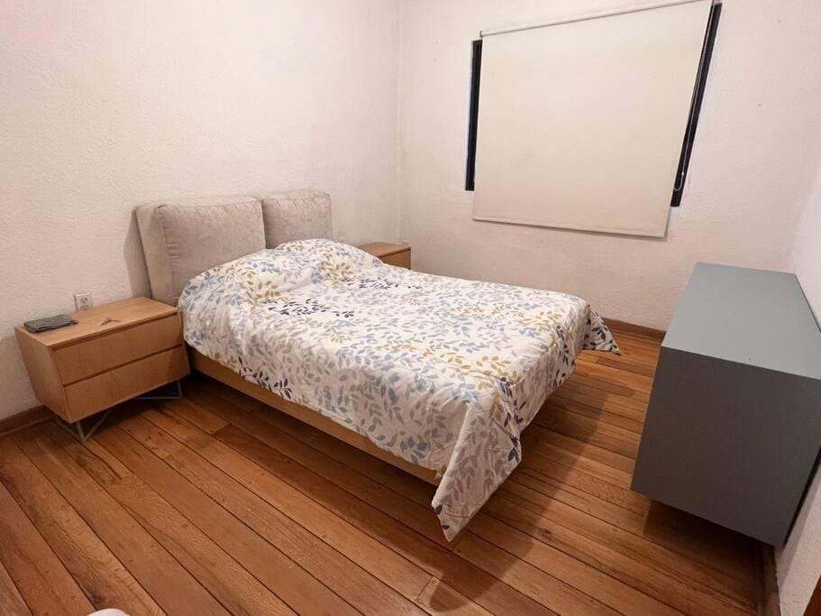 Chic bohemian Room One room inside an apartment Bed and Breakfast in Mexico City