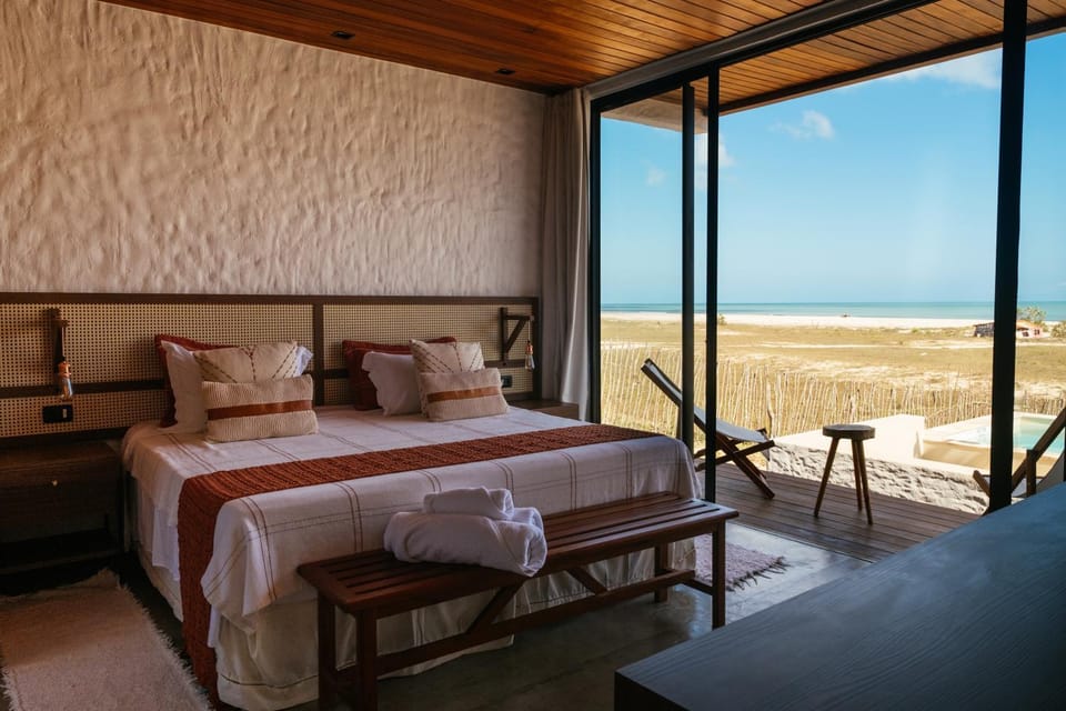 Bed, Natural landscape, View (from property/room), Balcony/Terrace, Photo of the whole room, Bedroom, Sea view