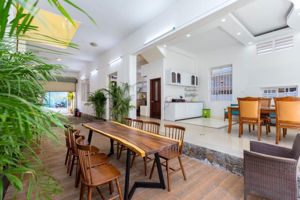 Palm Villa 04 - 5 bedrooms, billiard, pool in VungTau Villa in Vung Tau