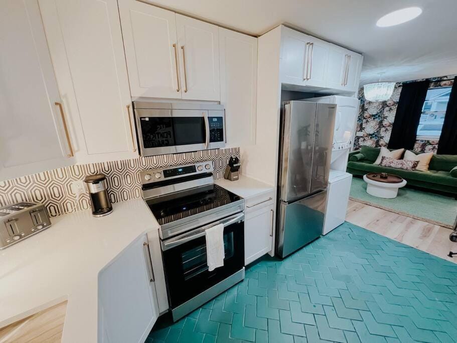 minibar, pet friendly, stove